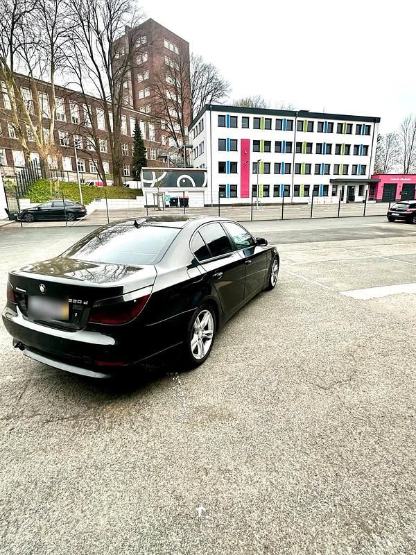 Gebraucht BMW 530 218 PS (160 kW) 2004 Schwarz Limousine
