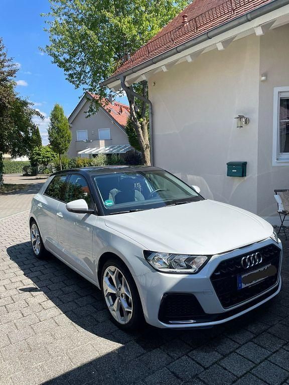 Gebraucht Audi A1 Sportback Sport 95 PS (69 kW) 2021 Weiß Kleinwagen