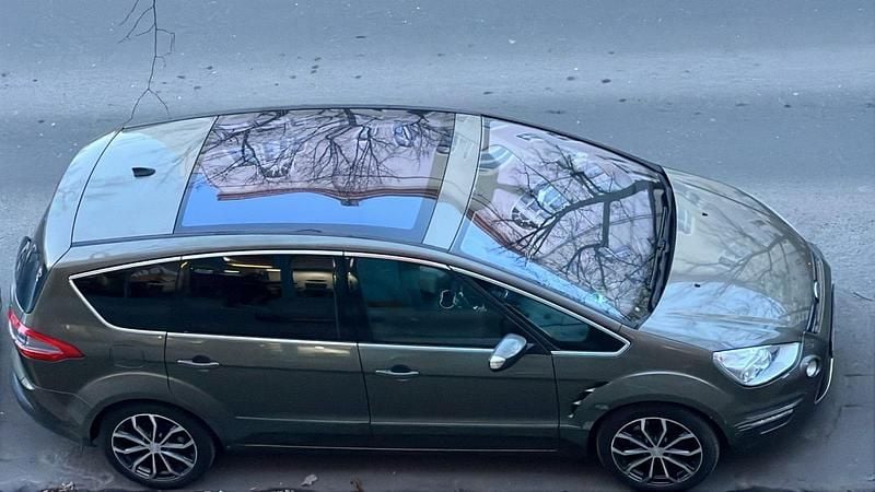 Gebraucht Ford S-MAX 203 PS (149 kW) 2010 Grün Van / Kleinbus