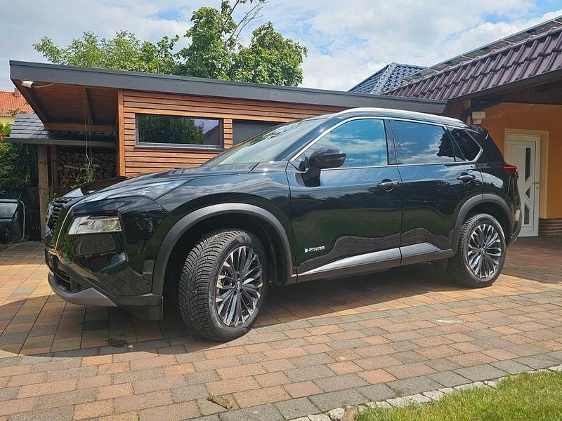 Gebraucht Nissan X-Trail N-Connecta 213 PS (156 kW) 2025 Schwarz SUV