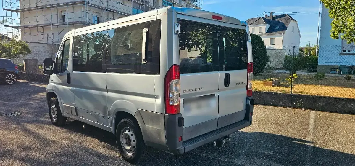 Gebraucht Peugeot Boxer 100 PS (73 kW) 2009 Andere farben Van