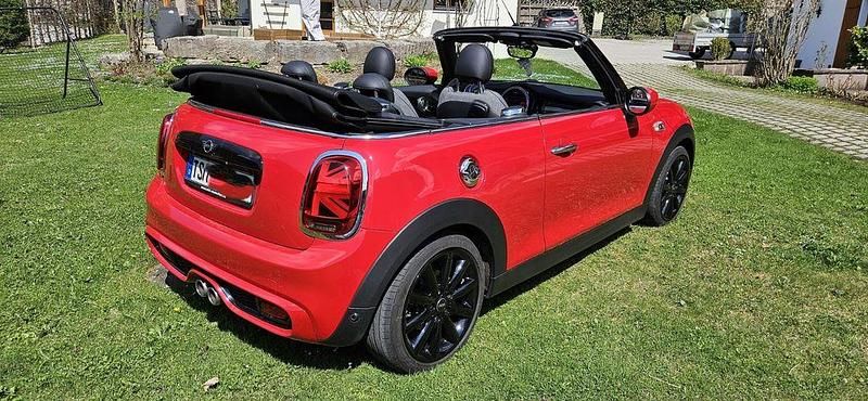 Używany Mini Cooper S Chili 192 KM (141 kW) 2020 Czerwony Hatchback