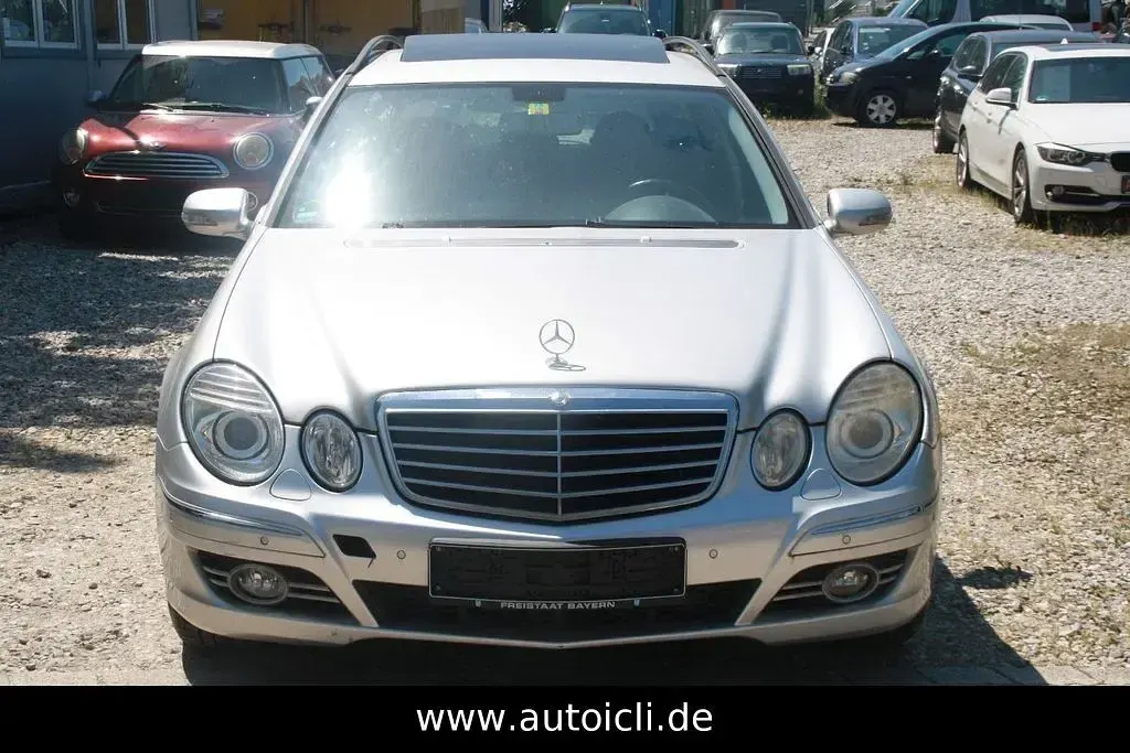 Gebraucht Mercedes E220 Avantgarde 170 PS (125 kW) 2007 Silber Kombi