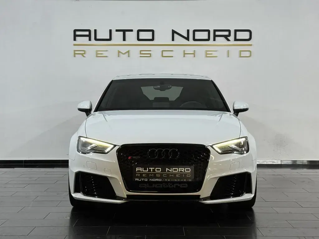 Gebraucht Audi RS3 Sport 367 PS (269 kW) 2015 Weiß Limousine