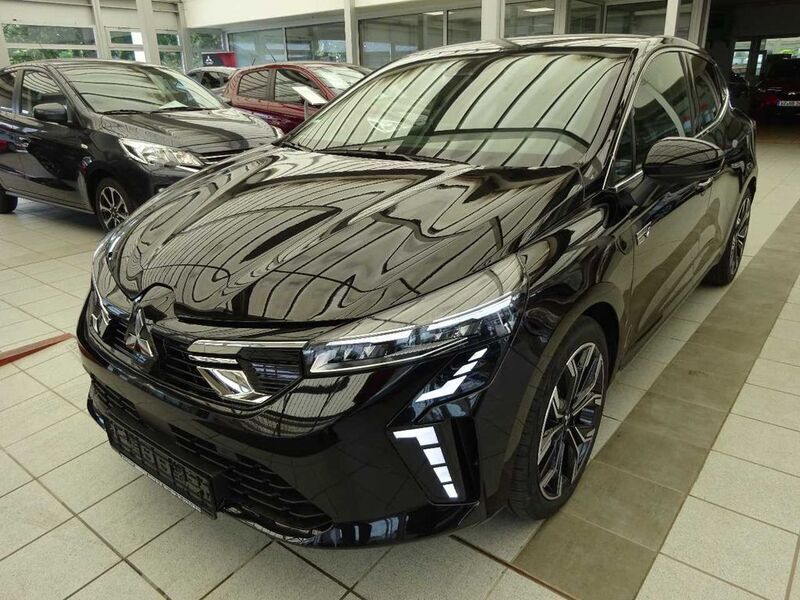 Onyxschwarz Gebraucht 2024 Mitsubishi Colt Edition Limousine | 25.990 € (Etwas zu teuer) - Bild 1/4