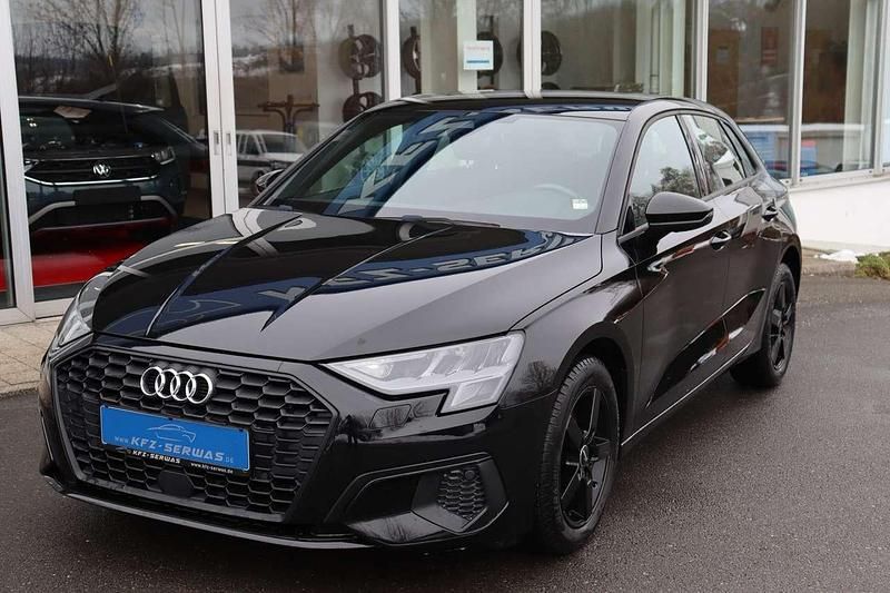 Gebraucht Audi A3 Basis 150 PS (110 kW) 2020 Mythosschwarz metallic Limousine