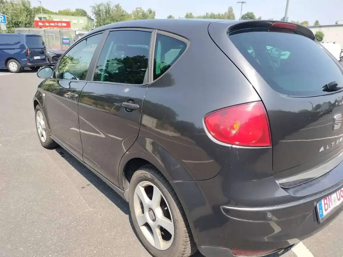 Gebraucht Seat Altea Sport 105 PS (77 kW) 2005 Braun Van / Kleinbus