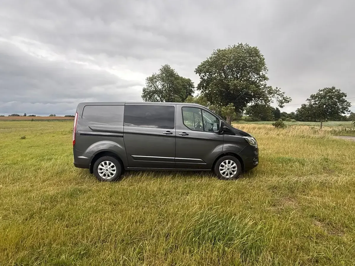 Gebraucht Ford Transit Custom Trend 174 PS (127 kW) 2019 Grau Van / Kleinbus
