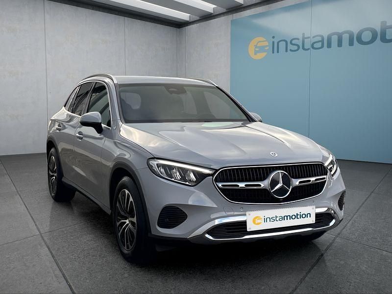 Gebraucht Mercedes GLC220 197 PS (144 kW) 2024 Grau SUV