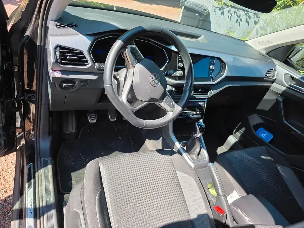 Gebraucht VW T-Cross Active 95 PS (69 kW) 2023 SUV