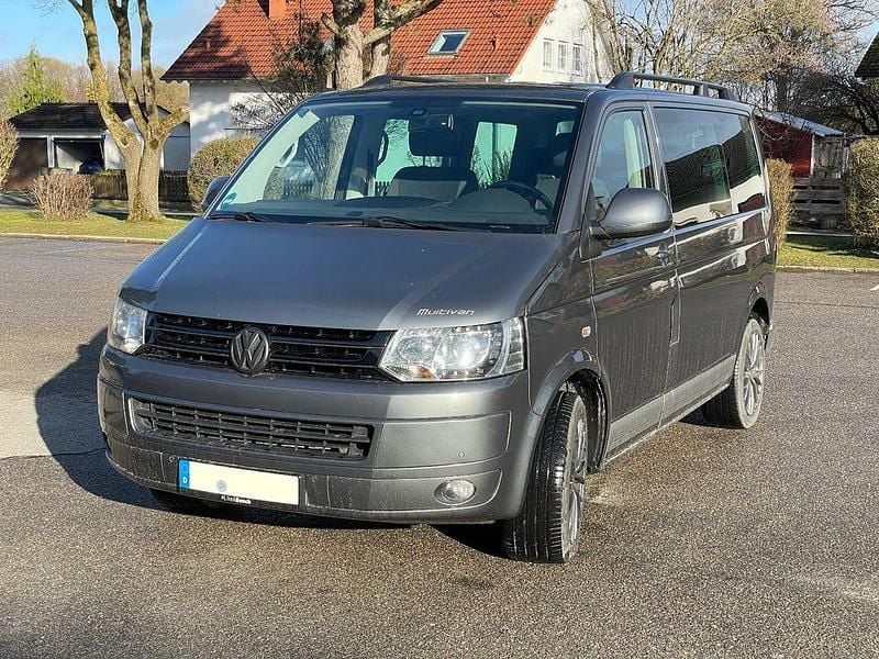 Używany VW T5 Team 180 KM (132 kW) 2010 Szary Van