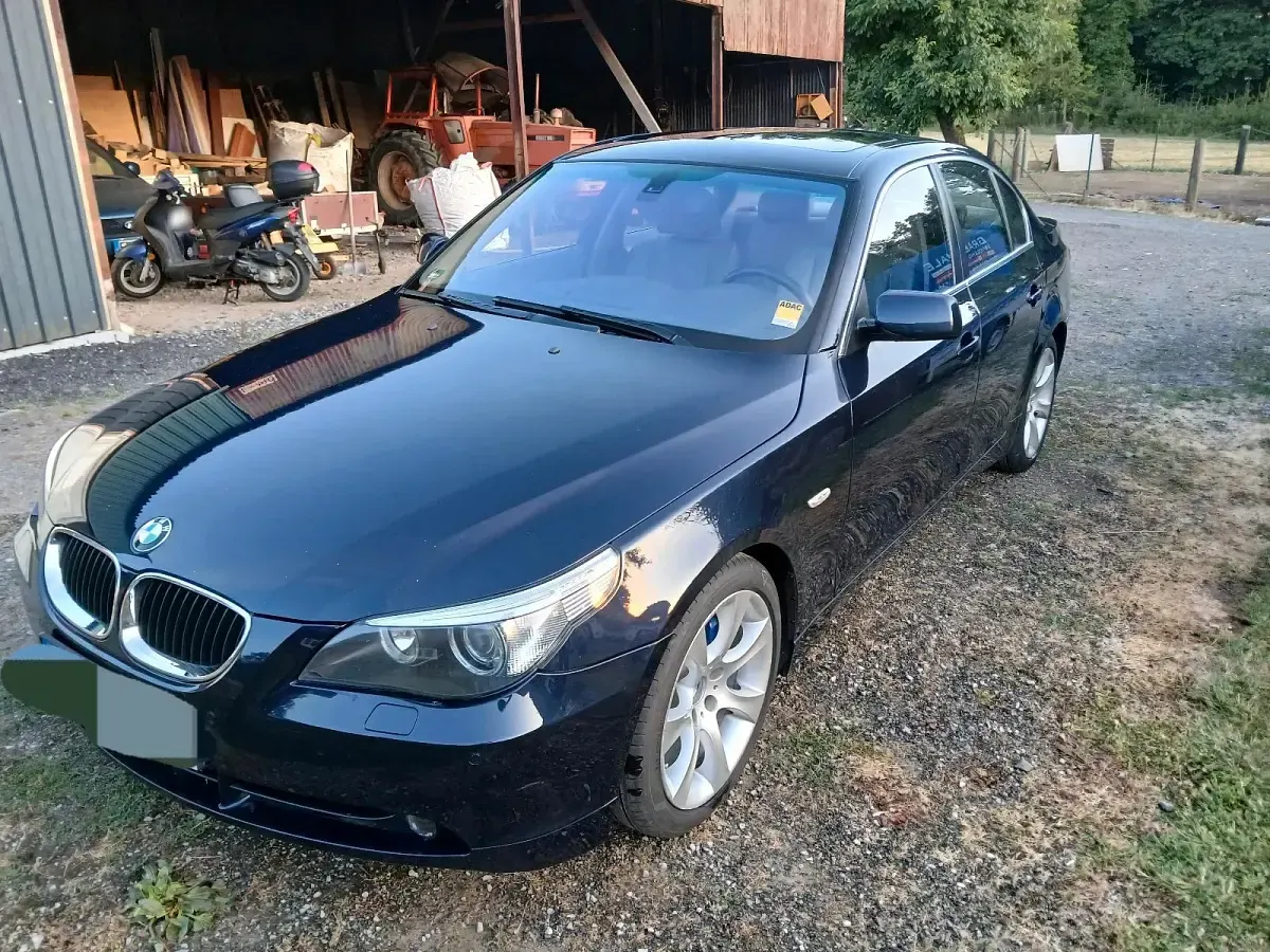 Gebraucht BMW 530 231 PS (169 kW) 2003 Blau Limousine