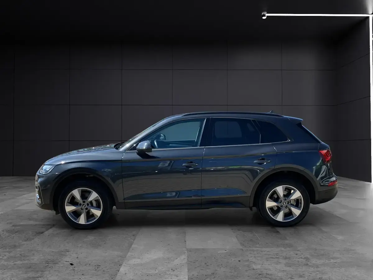 Gebraucht Audi Q5 Sport 286 PS (210 kW) 2022 Manhattangrau metallic SUV