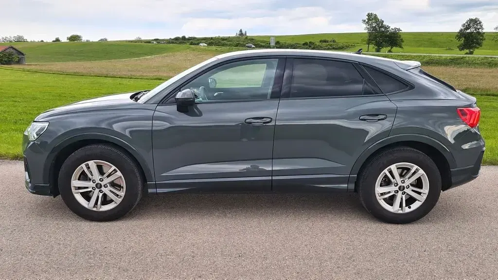 Gebraucht Audi Q3 Sportback 190 PS (139 kW) 2022 Grau SUV