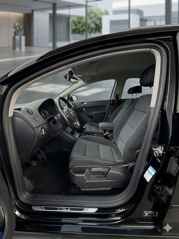 Gebraucht VW Golf VI Style 105 PS (77 kW) 2011 Schwarz Kleinwagen