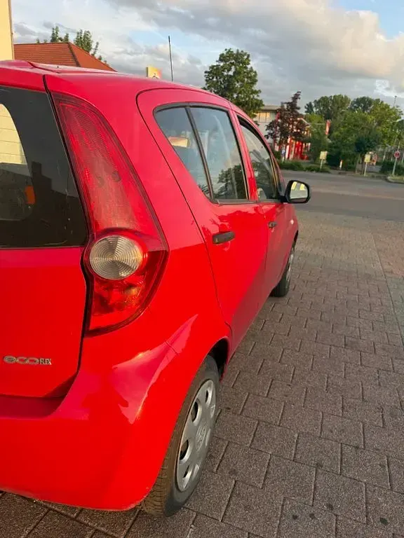 Gebraucht Opel Agila 68 PS (50 kW) 2010 Rot Kleinwagen