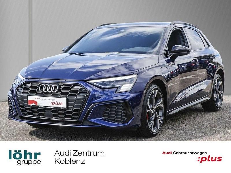 Navarrablau metallic Gebraucht 2021 Audi A3 Sportback e-tron S-Line Limousine | 28.980 € (Etwas zu teuer) - Bild 1/4