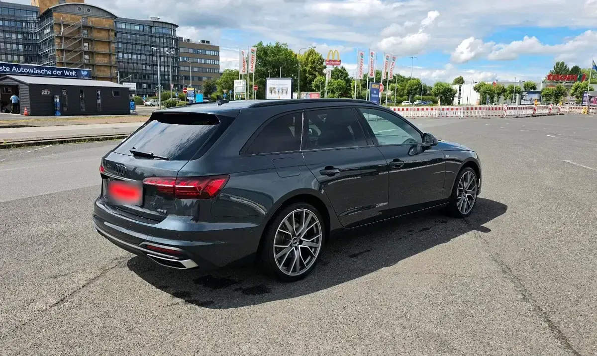 Gebraucht Audi A4 S-Line 204 PS (150 kW) 2021 Kombi