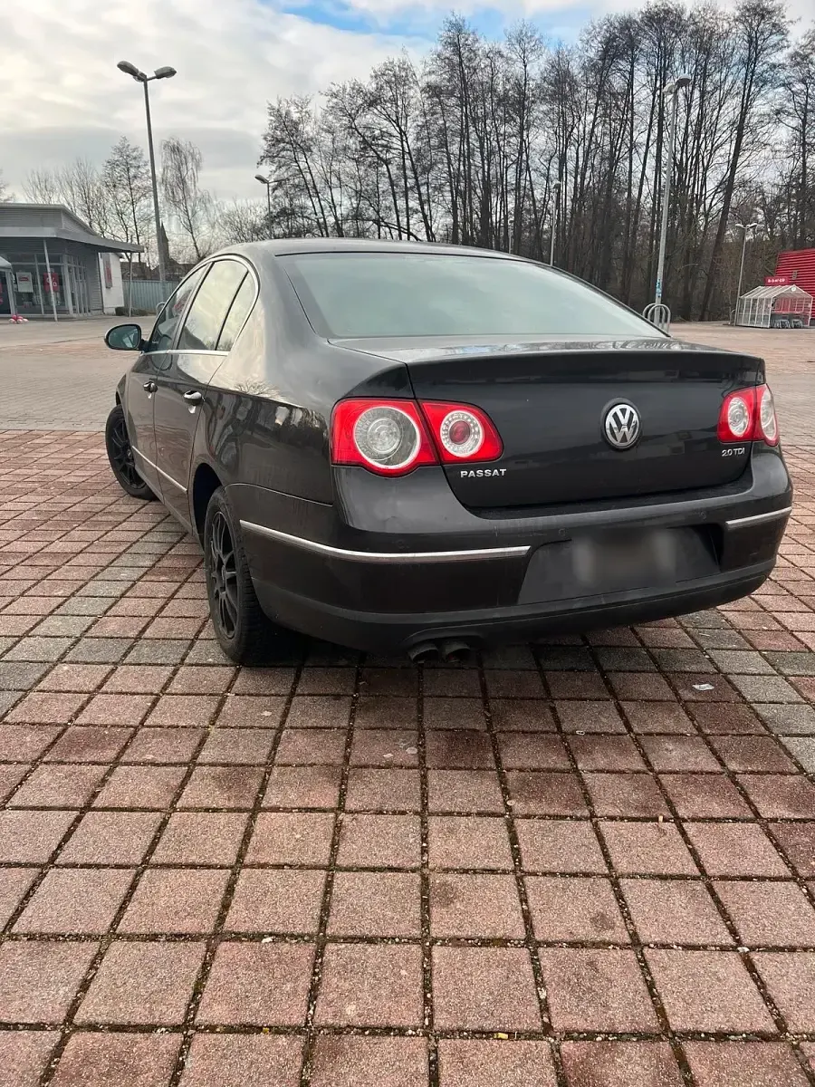 Gebraucht VW Passat 140 PS (102 kW) 2007 Braun Limousine