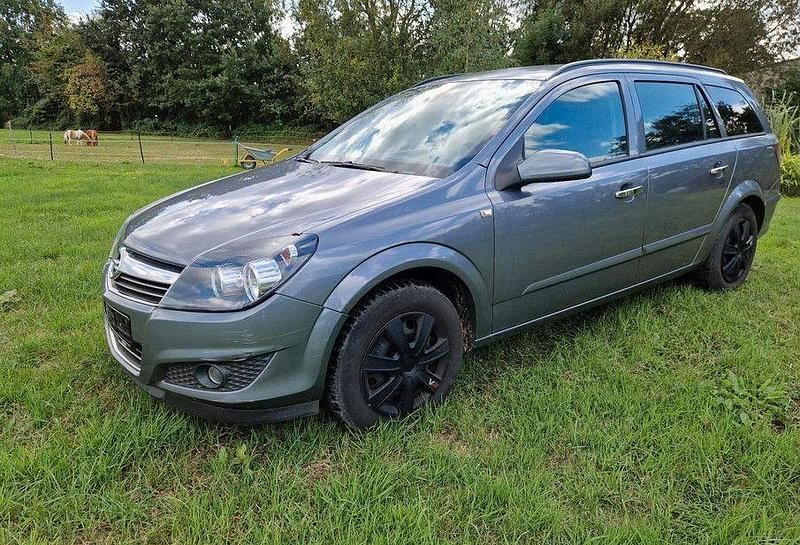 Grau Gebraucht 2007 Opel Astra Kombi | 890 € (Superpreis) - Bild 1/4
