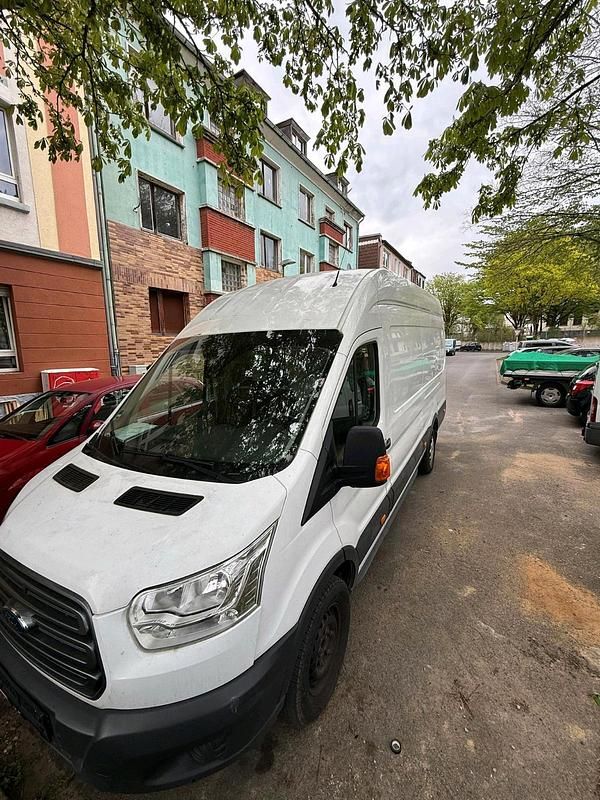 Second-hand Ford Transit 170 CP (125 kW) 2019 Alb Monovolum