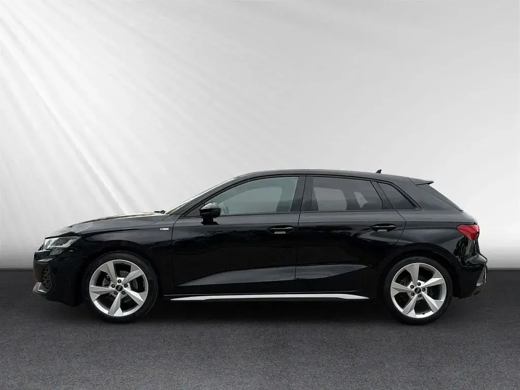 Gebraucht Audi A3 S-Line 150 PS (110 kW) 2025 Mythosschwarz Limousine