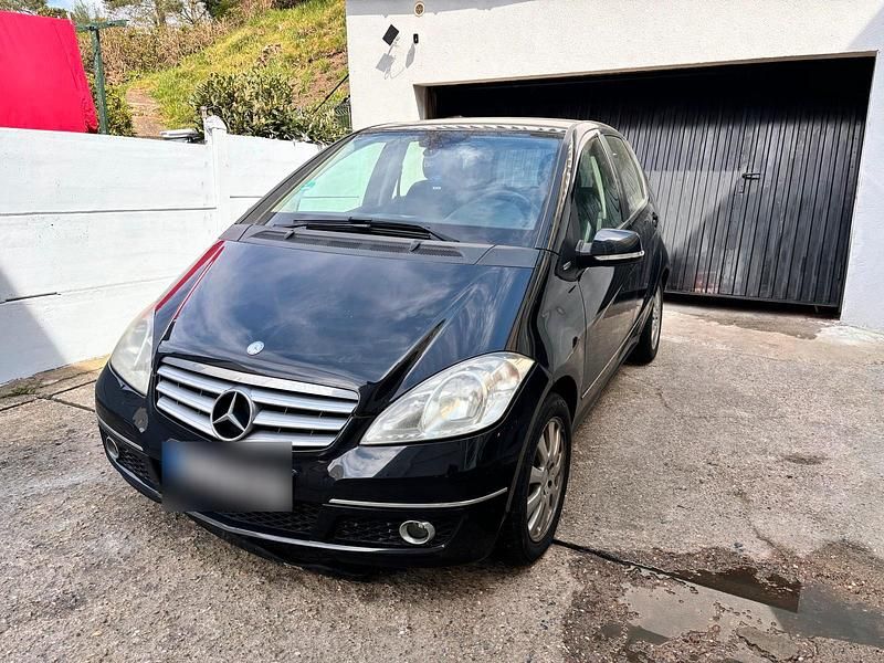 Gebraucht Mercedes A180 109 PS (80 kW) 2008 Schwarz Kleinwagen