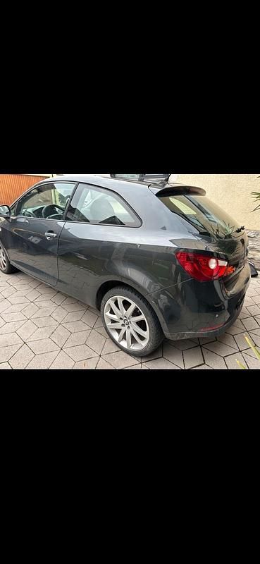 Gebraucht Seat Ibiza Sport 60 PS (44 kW) 2010 Grau Kleinwagen