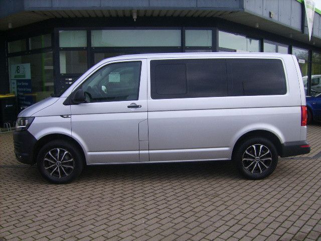 Silber Gebraucht 2018 VW T6 Van | 13.999 € - Bild 1/4