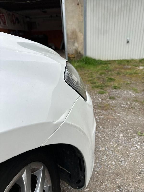 Gebraucht VW Golf VII Allstar 125 PS (91 kW) 2016 Weiß Limousine