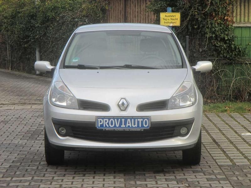 Gebraucht Renault Clio II Dynamique 75 PS (55 kW) 2008 Platingrau Kleinwagen