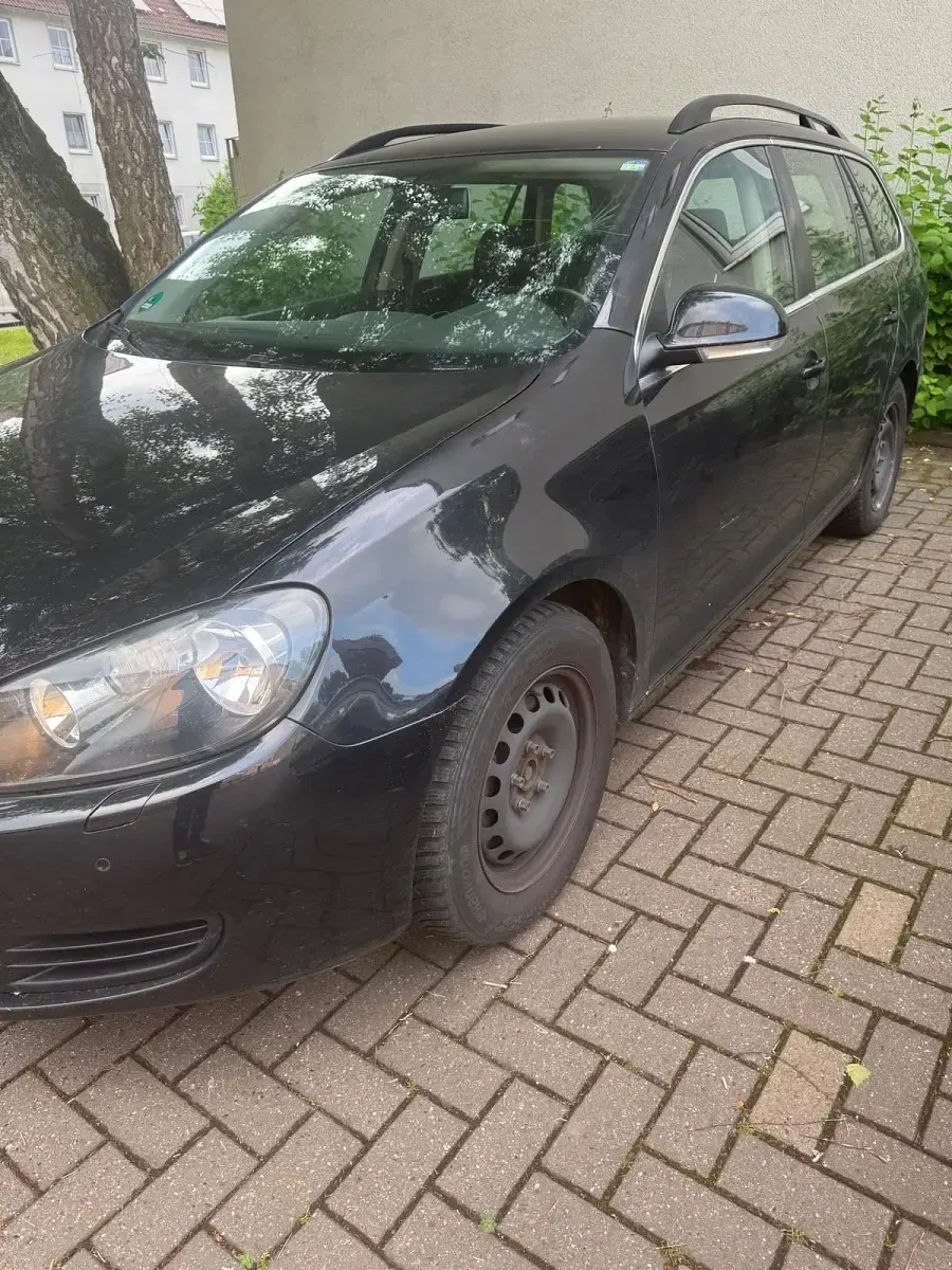 Gebraucht VW Golf VI 122 PS (89 kW) 2010 Schwarz Kleinwagen