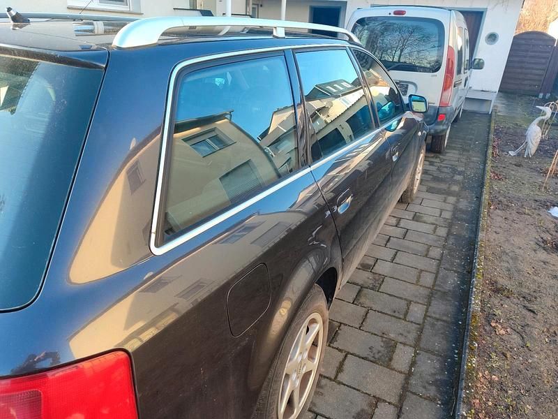 Gebraucht Audi A6 150 PS (110 kW) 1999 Braun Kombi