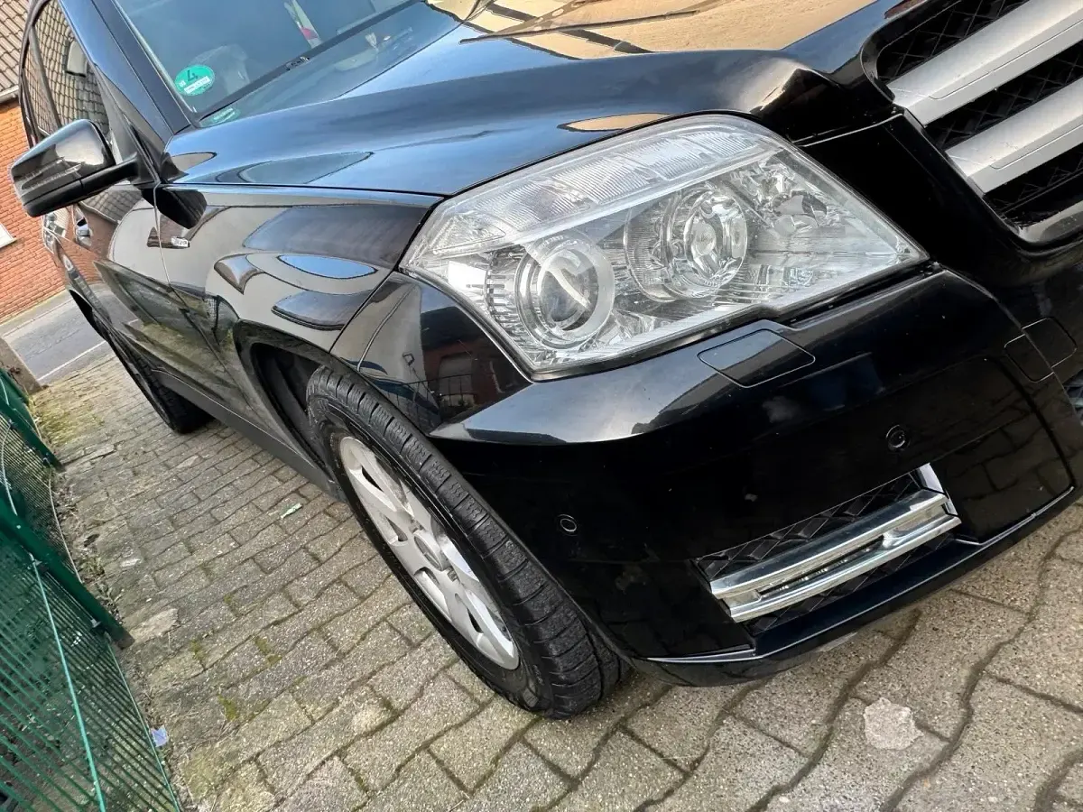 Gebraucht Mercedes GLK250 204 PS (150 kW) 2011 Schwarz SUV