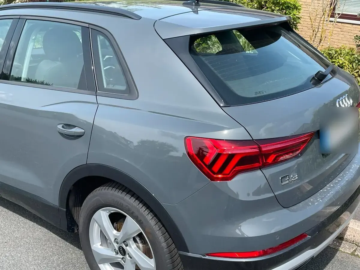 Gebraucht Audi Q3 150 PS (110 kW) 2024 Grau SUV