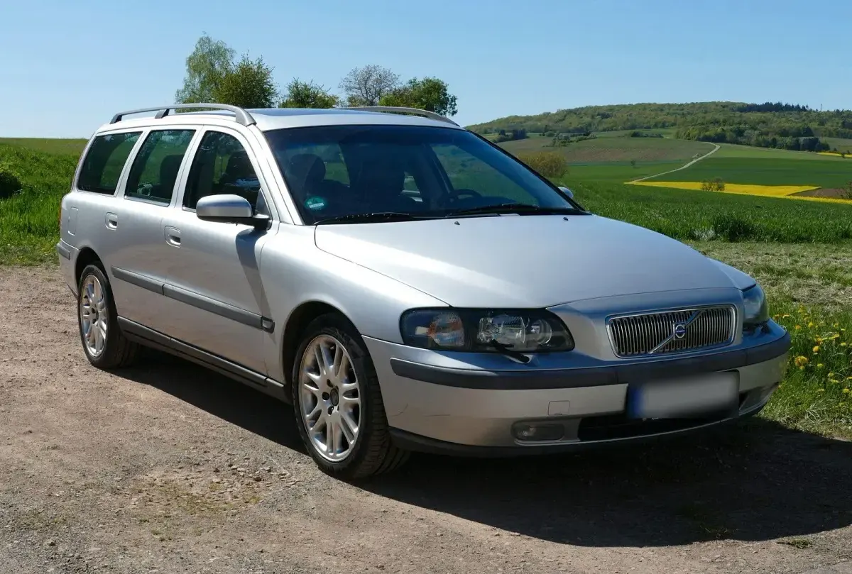 Gebraucht Volvo V70 209 PS (153 kW) 2003 Silber Kombi