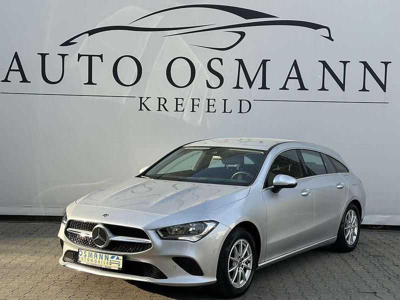 Iridiumsilber metalliclack Gebraucht 2021 Mercedes CLA200 Kombi | 24.950 € (Guter Preis) - Bild 1/4