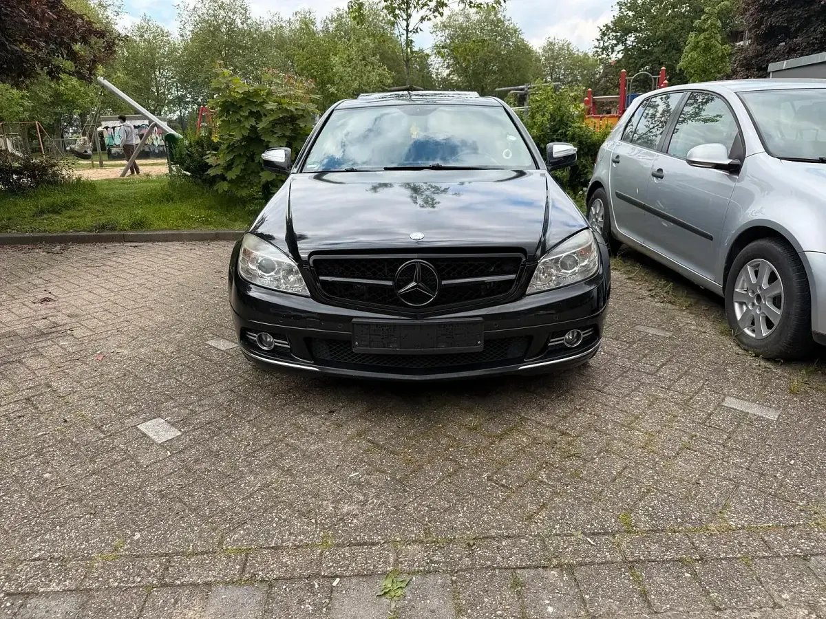 Gebraucht Mercedes 320 224 PS (164 kW) 2007 Schwarz Limousine