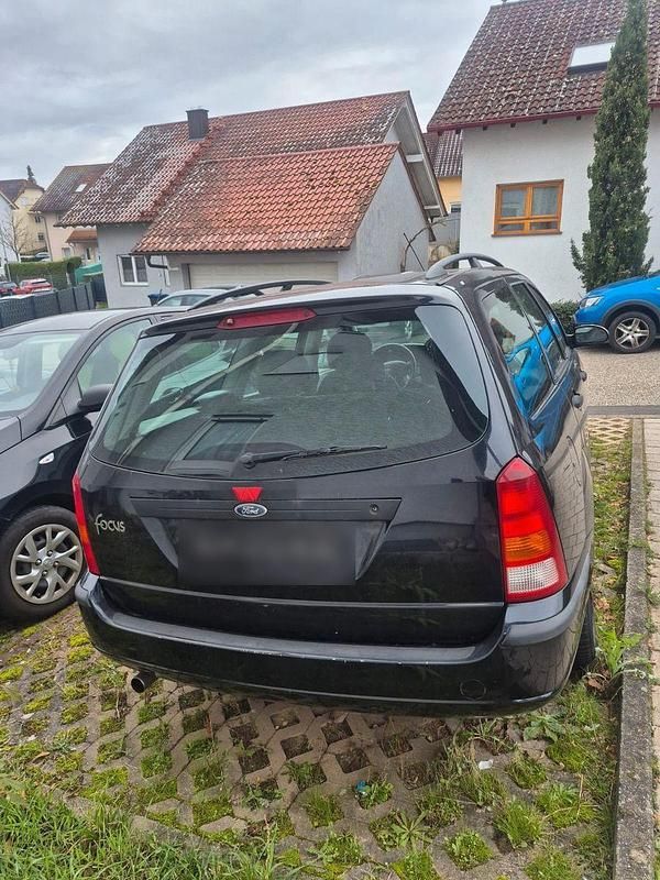 Gebraucht Ford Focus 101 PS (74 kW) 2007 Schwarz Kombi