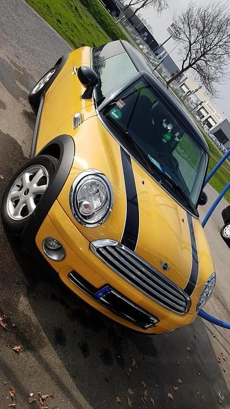 Gelb Gebraucht 2007 Mini Cooper Kleinwagen | 3.000 € - Bild 1/2