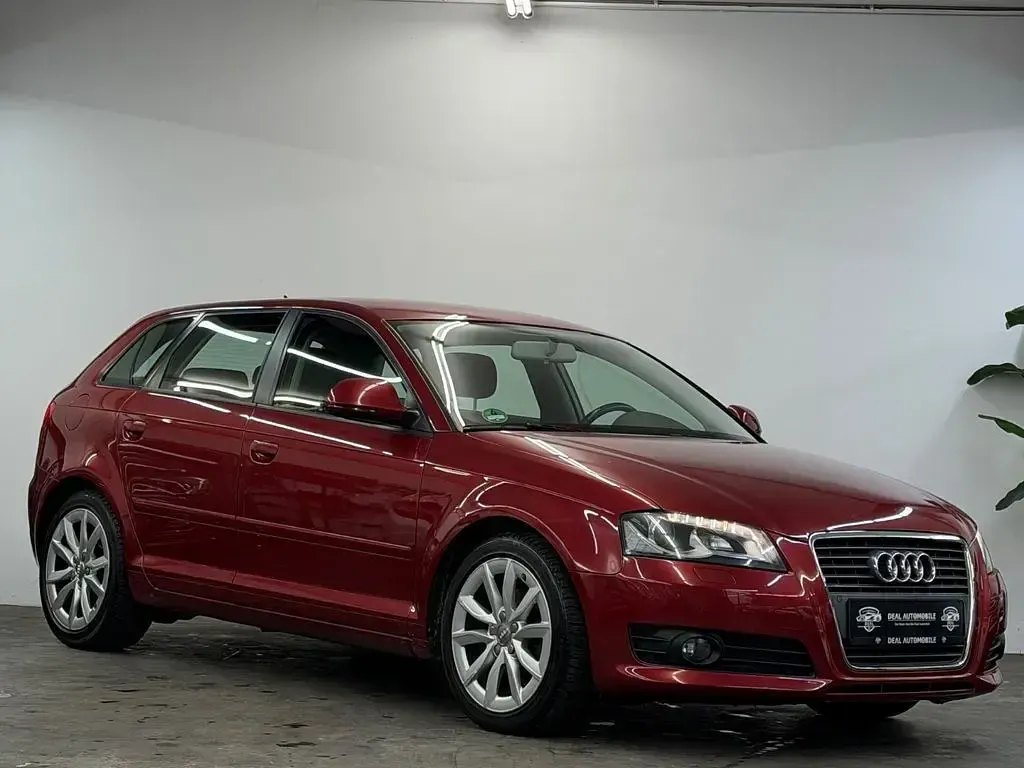 Gebraucht Audi A3 Sportback Ambition 160 PS (117 kW) 2009 Rot Kleinwagen