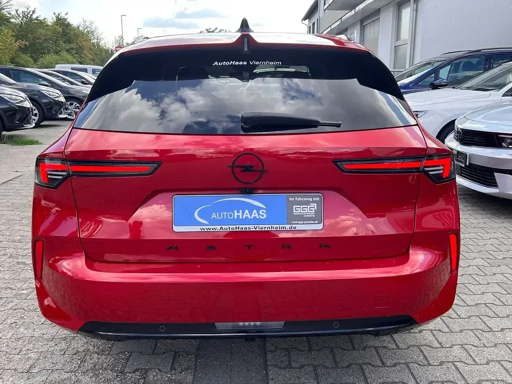Gebraucht Opel Astra GS Line 131 PS (96 kW) 2024 Rot Kleinwagen