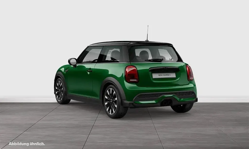 Gebraucht Mini Cooper S Classic 178 PS (130 kW) 2023 Grün Kleinwagen
