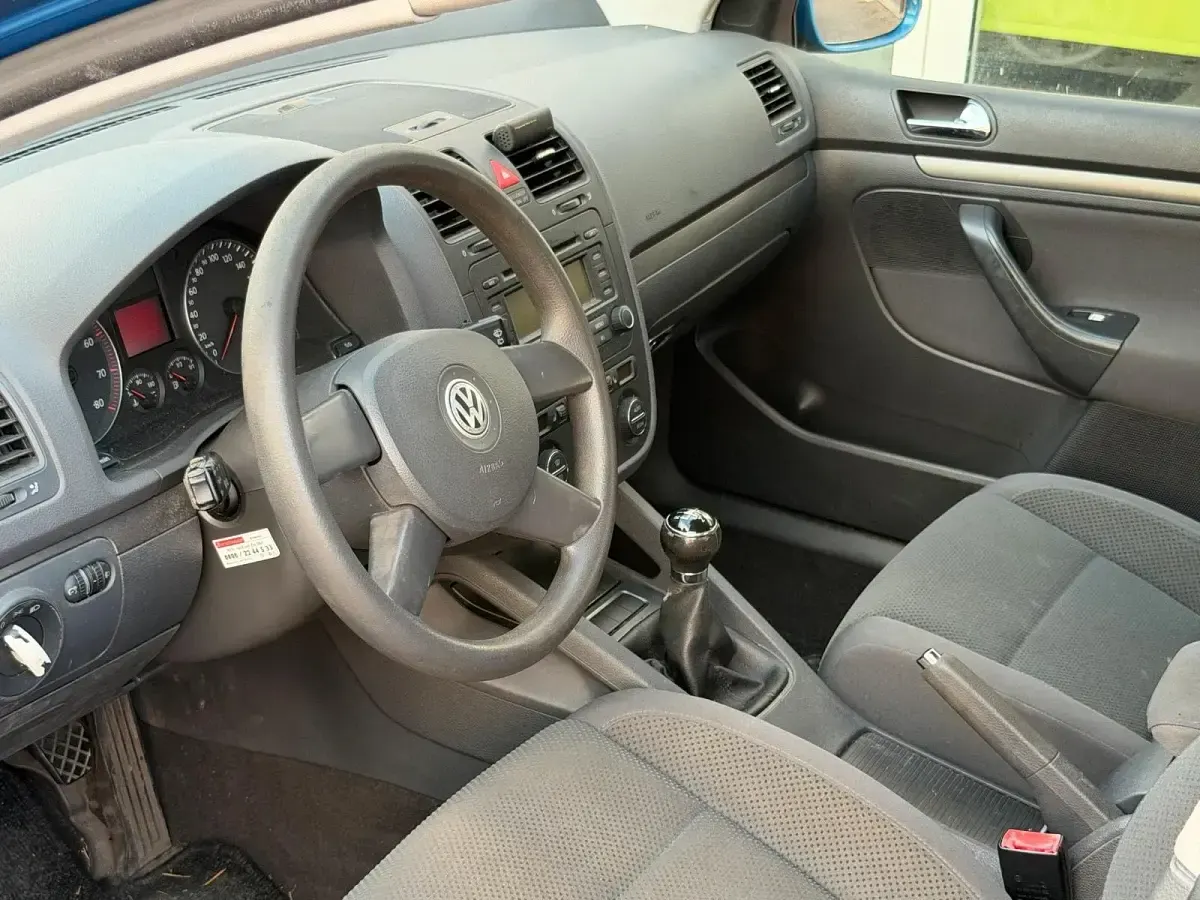 Gebraucht VW Golf V 74 PS (54 kW) 2005 Blau Kleinwagen