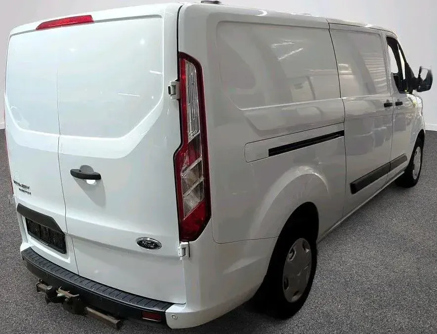 Gebraucht Ford Transit Custom 105 PS (77 kW) 2021 Weiß Van / Kleinbus
