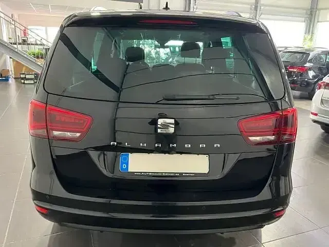 Gebraucht Seat Alhambra 150 PS (110 kW) 2020 "deep" schwarz perleffekt Van / Kleinbus