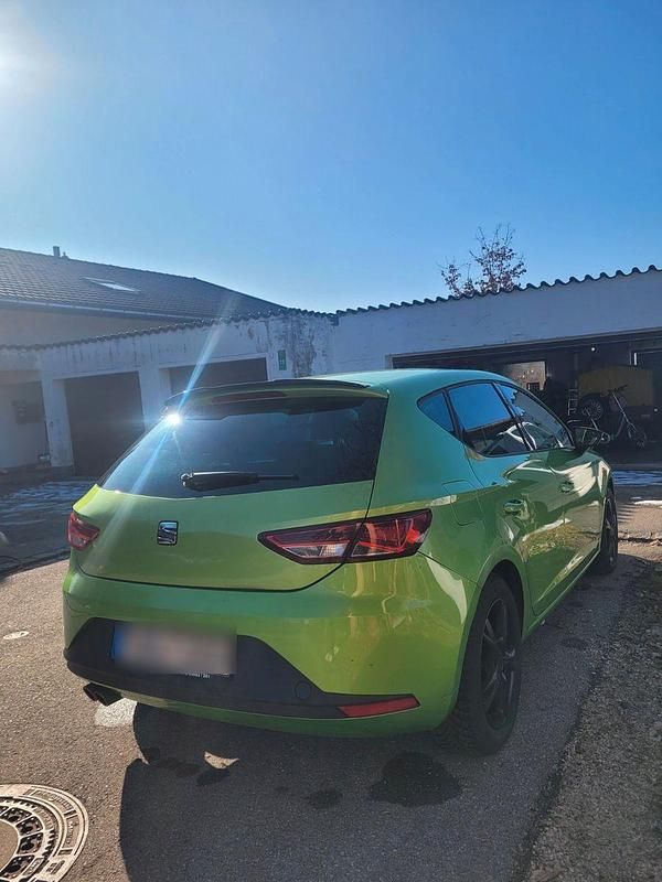 Gebraucht Seat Leon FR 150 PS (110 kW) 2016 Grün Kleinwagen