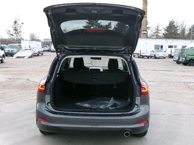 Neu Ford Focus Titanium X 155 PS (114 kW) 2025 Grau Limousine