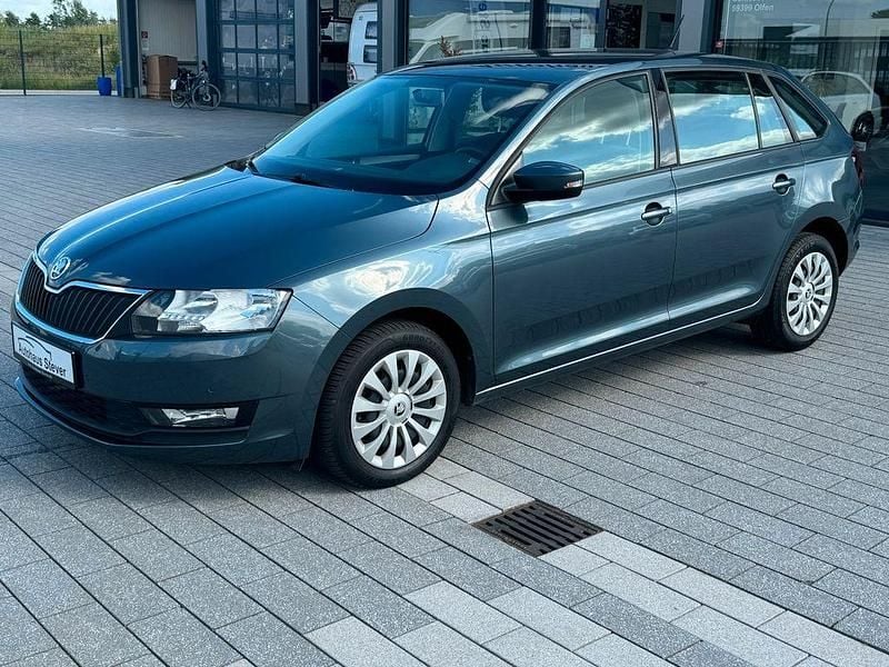 Grau Gebraucht 2019 Skoda Rapid Ambition Limousine | 10.900 € (Fairer Preis) - Bild 1/4
