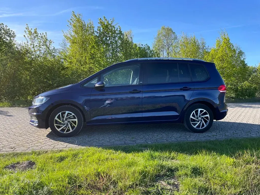 Gebraucht VW Touran Sound 150 PS (110 kW) 2017 Blau Van / Kleinbus